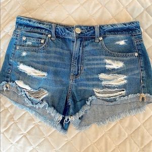 American eagle distressed jean shorts